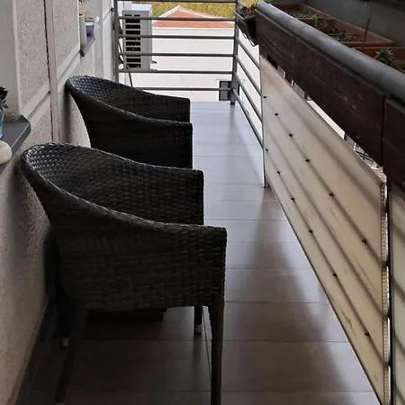 Emma 11 Apartment *